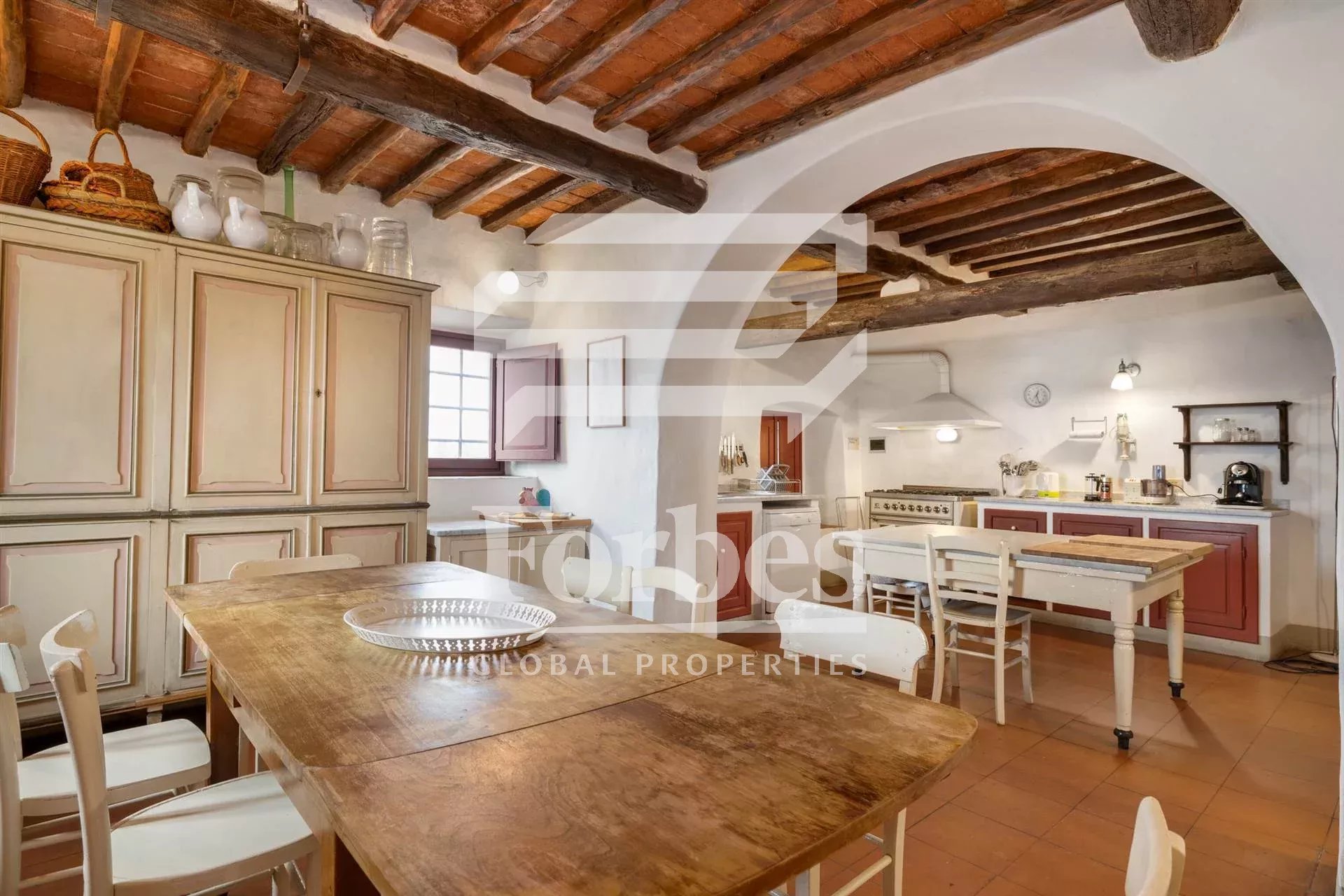 Vendita casale: le migliori zone toscane per comprare casa