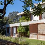 Exclusive beachfront villa for sale in the Gulf of Baratti