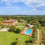 Charming farmhouse for sale with views of San Gimignano