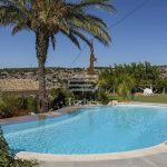 Villa storica di lusso con piscina e vista mare in vendita a Scicli