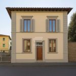 Detached building for rent in central area of Florence