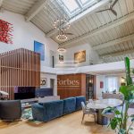 High-end renovated residence in the heart of Florence with private spa and garage